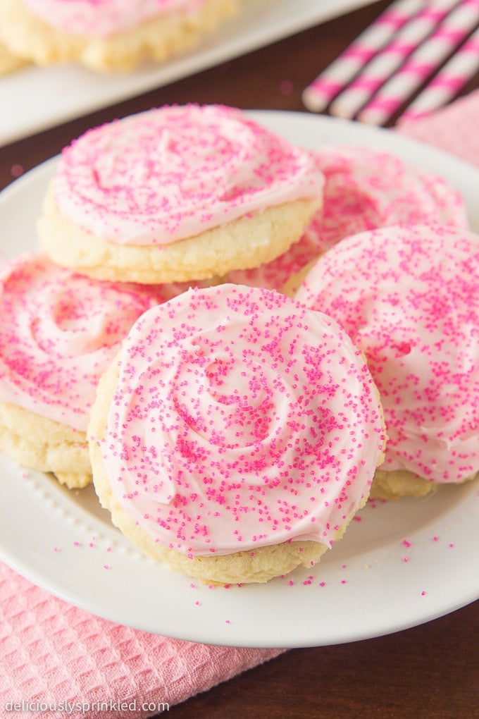 Frosted Sugar Cookies | Deliciously Sprinkled