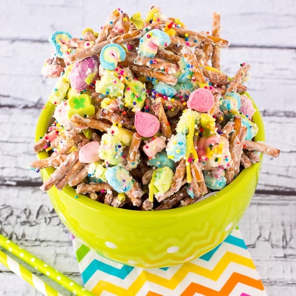 Lucky Charms Snack Mix – Like Mother, Like Daughter