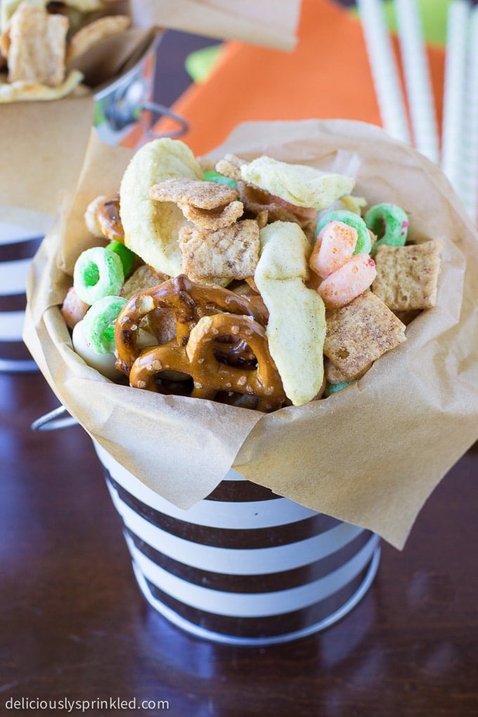 My favorite fall snack is this Apple Chips Snack Mix, perfect for fall. Recipe by deliciouslysprinkled.com