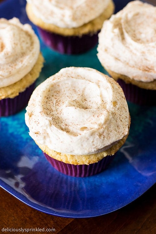 Snickerdoodle Cupcakes with Cinnamon Frosting is one of my favorite cupcakes. Recipe by deliciouslysprinkled.com