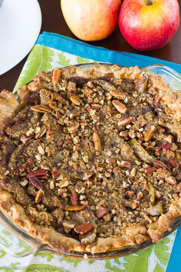 Apple Pecan Pie, a easy pie recipe that everyone will love.