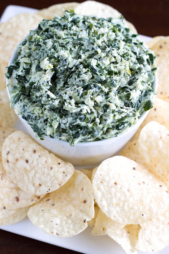 Spinach Artichoke Dip | Deliciously Sprinkled