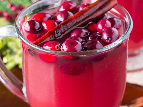 Hot Cranberry Punch Deliciously Sprinkled