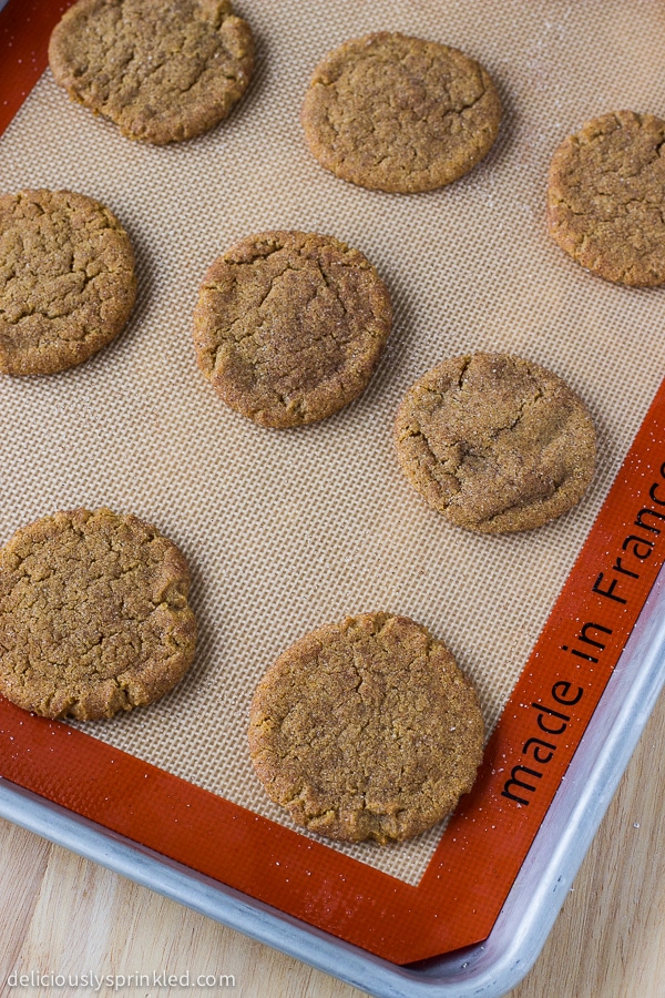 EASY MOLASSES COOKIES RECIPE