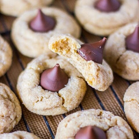 Peanut Butter Blossoms – Deliciously Sprinkled