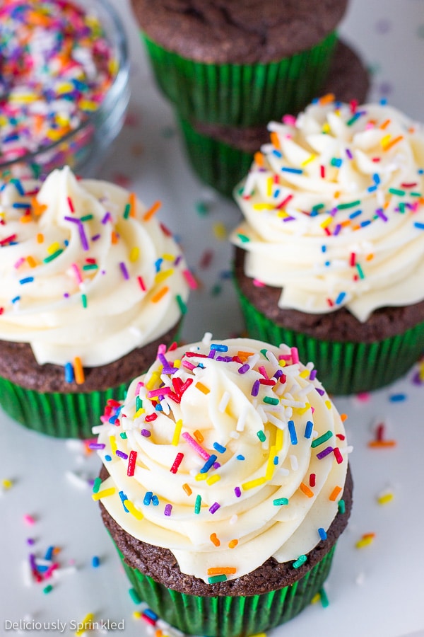 Classic Chocolate Cupcakes With Vanilla Frosting Deliciously Sprinkled