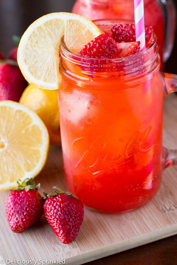 Fresh Strawberry Lemonade - Deliciously Sprinkled