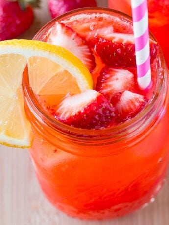 Fresh Strawberry Lemonade