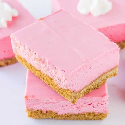 Cherry Cheesecake Bars – Deliciously Sprinkled