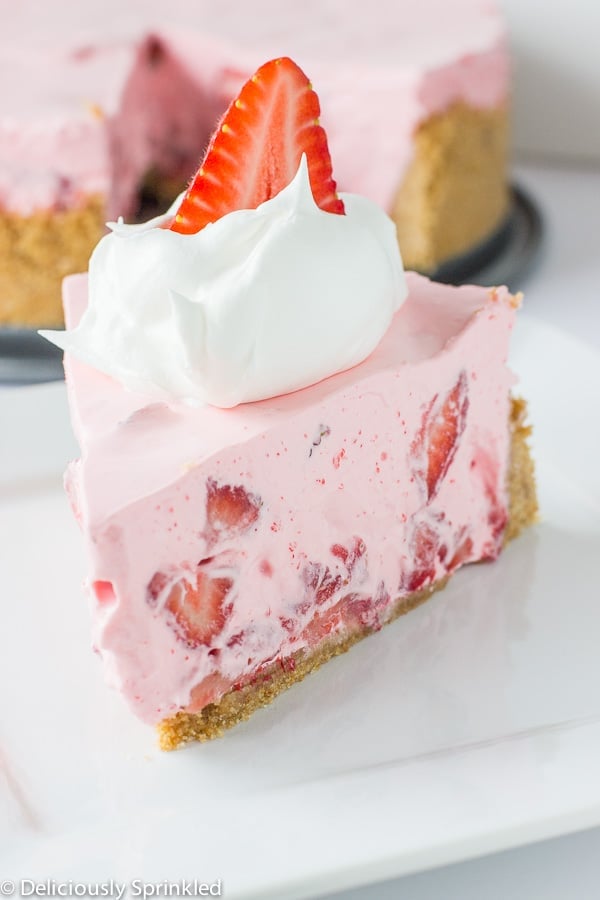 No Bake Strawberry & Cream Pie