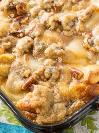 APPLE STREUSEL FRENCH TOAST BAKE