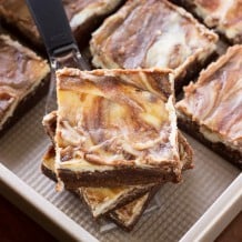 PARASTA CHEESECAKE BROWNIES