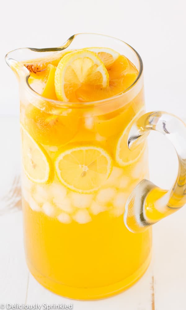 FRESH PEACH LEMONADE