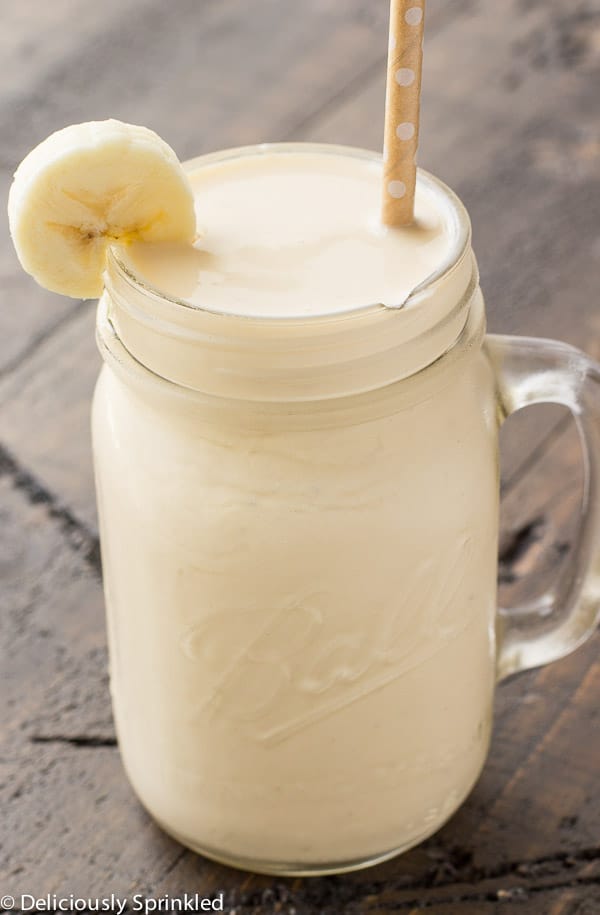 Banana Smoothie – Deliciously Sprinkled