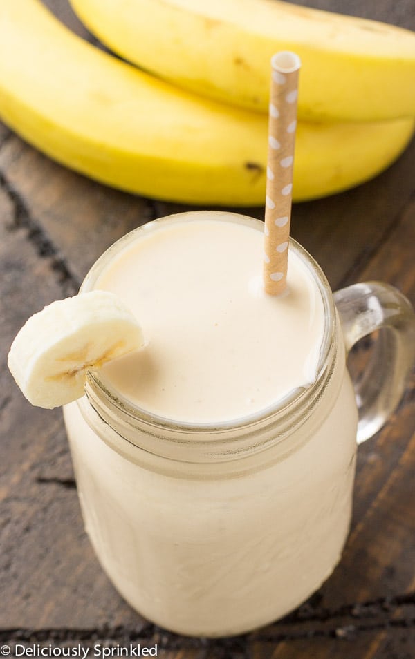 Banana Smoothie – Deliciously Sprinkled