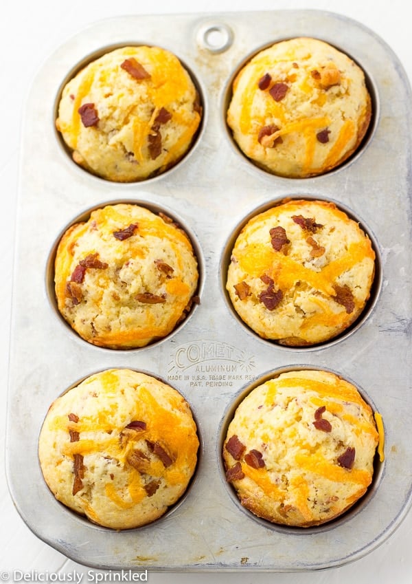 Cheesy Bacon Cornbread Muffins