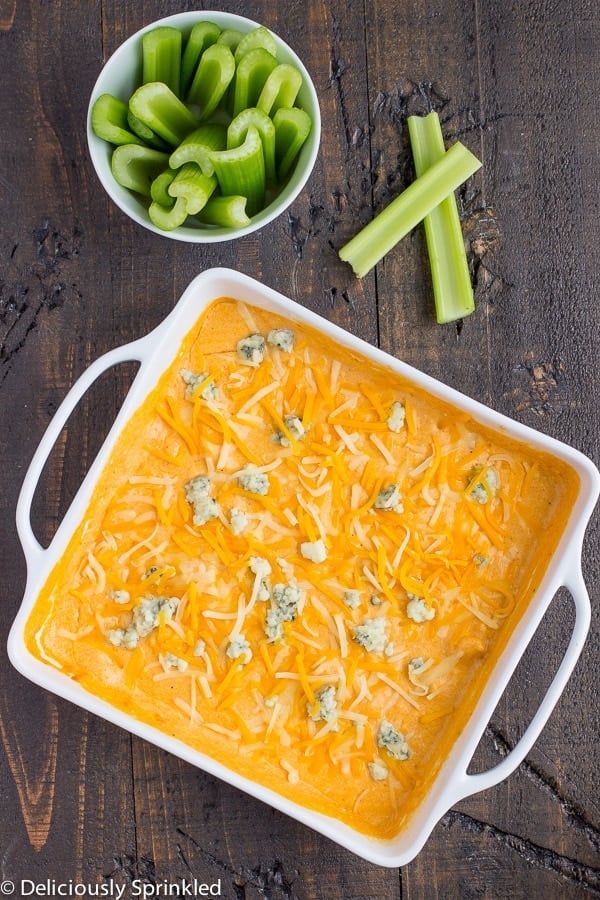 EASY BUFFALO CHICKEN DIP