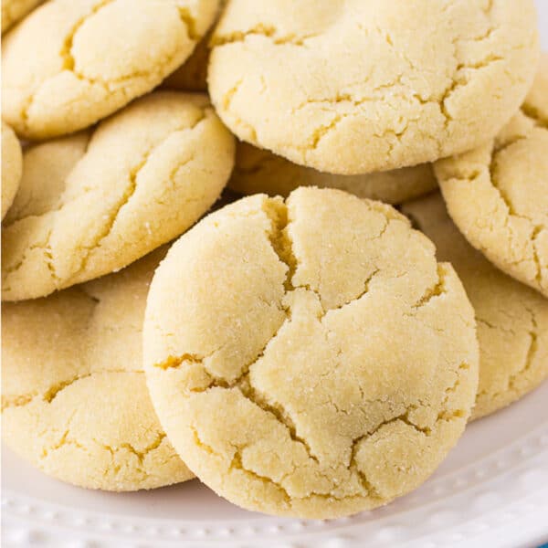 Easy Sugar Cookies – Deliciously Sprinkled