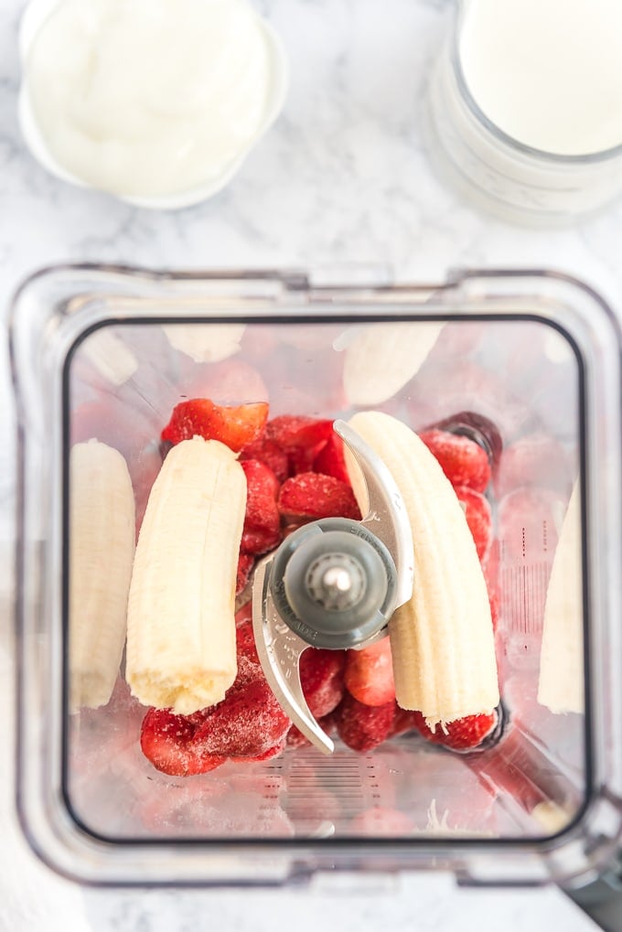 Blender Bomb Recipe Highlight: Strawberry Banana Bliss! — emmasthing