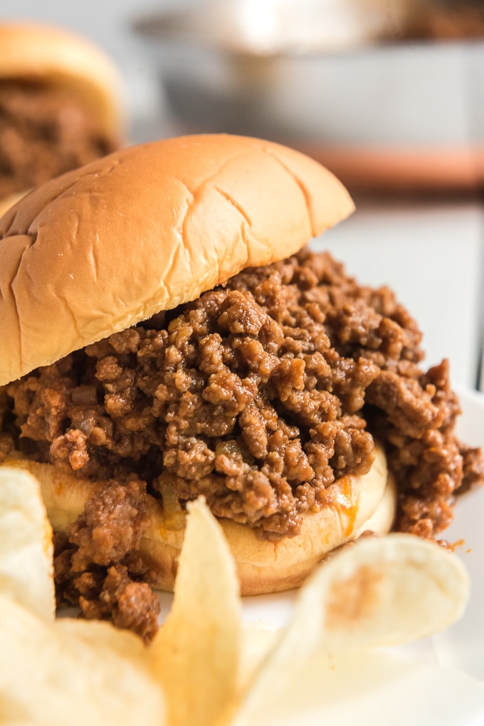 THE BEST SLOPPY JOES RECIPE | Deliciously Sprinkled