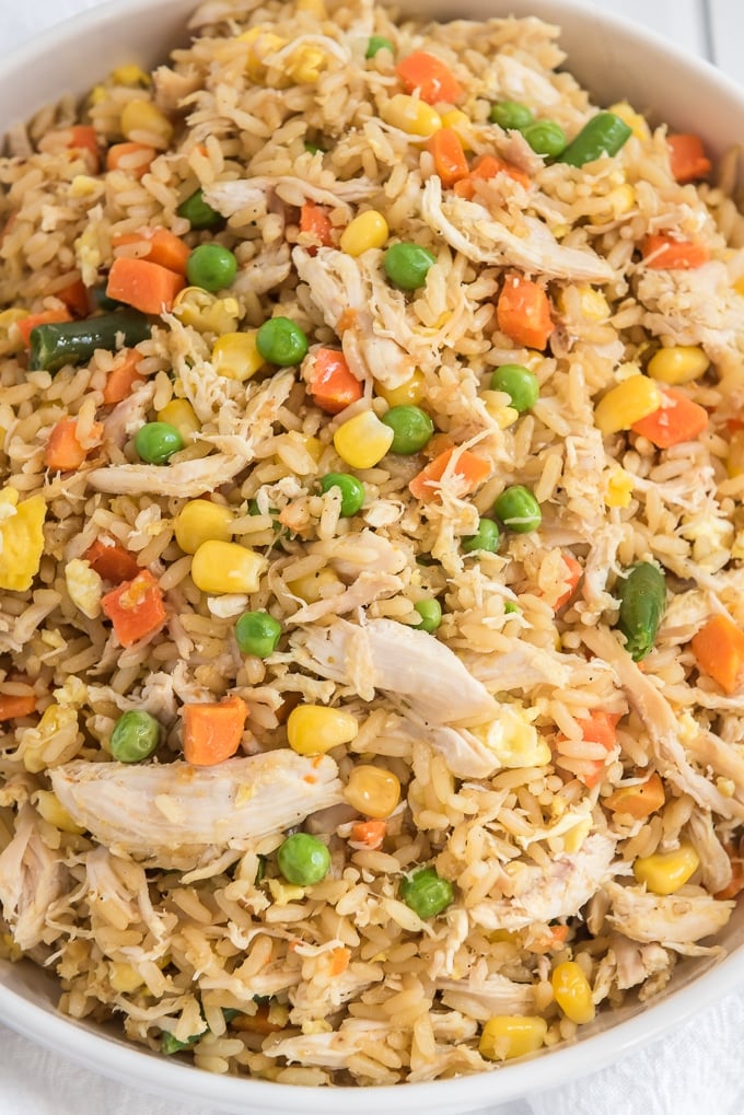 EASY CHICKEN FRIED RICE RECIPE | Deliciously Sprinkled