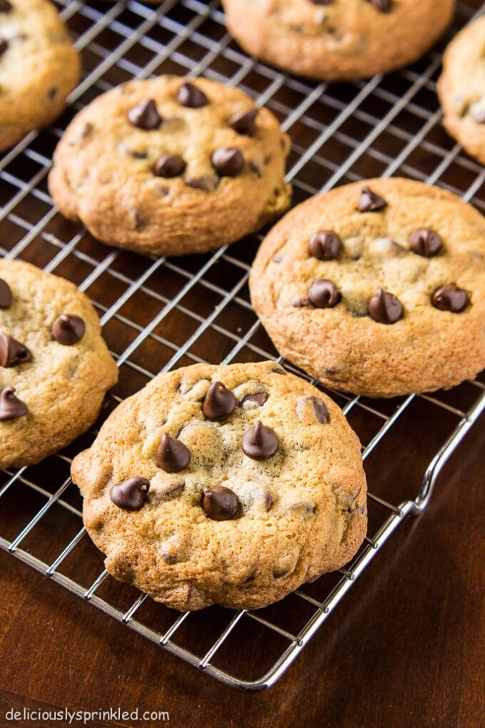 Best Homemade Chocolate Chip Cookies – Deliciously Sprinkled
