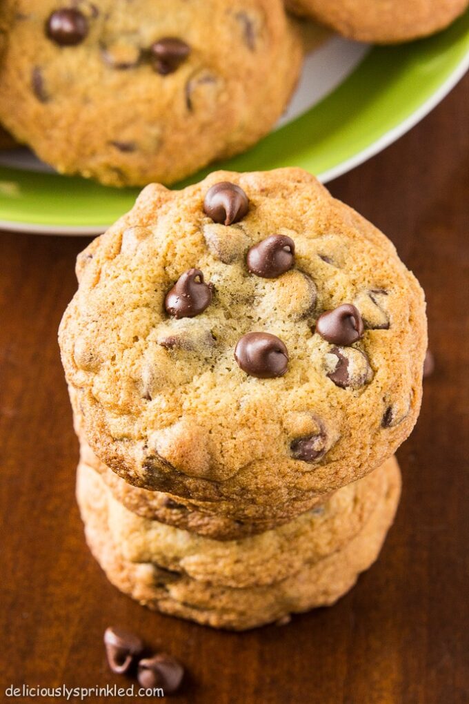 Best Homemade Chocolate Chip Cookies – Deliciously Sprinkled