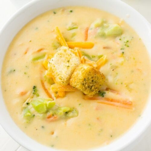 Slow Cooker Broccoli Cheddar Soup – Deliciously Sprinkled