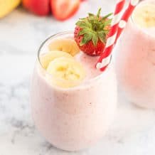 The Best Strawberry Banana Smoothie Recipe
