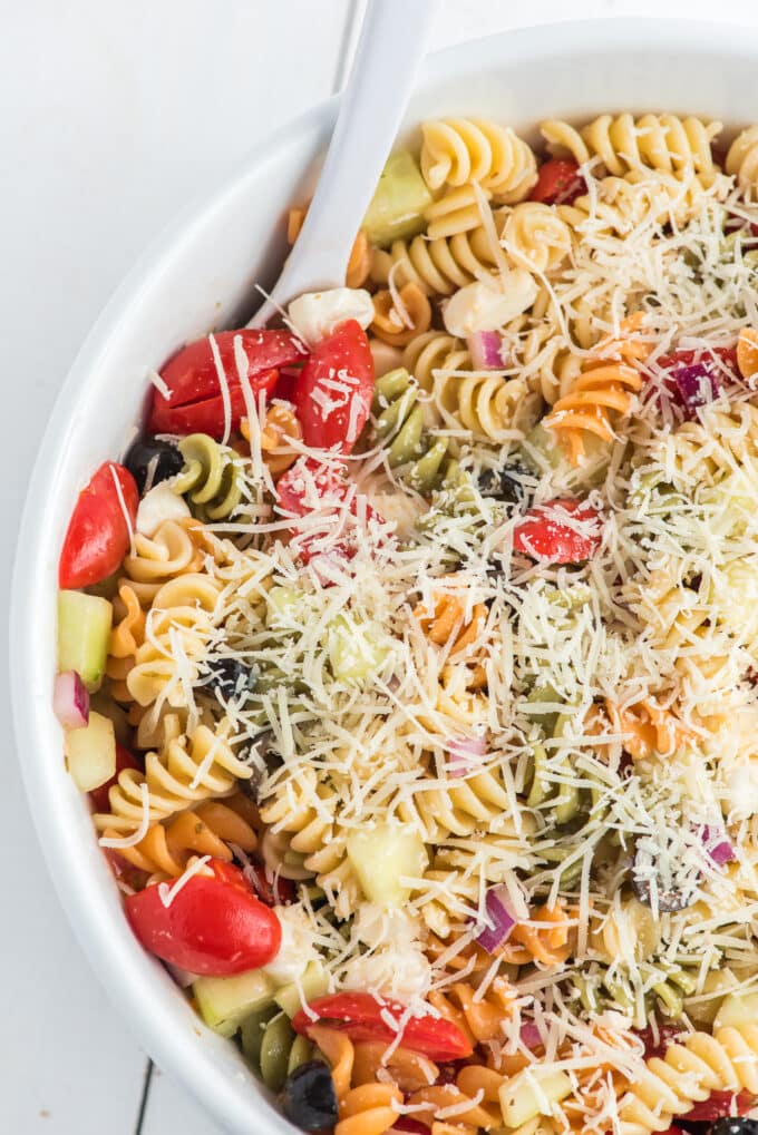 Easy Pasta Salad Recipe – Deliciously Sprinkled