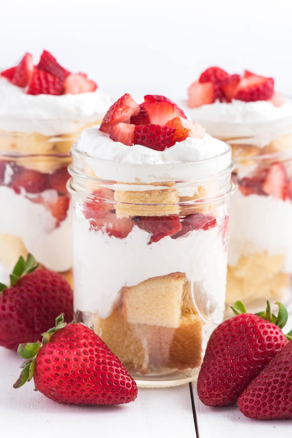 Strawberry Shortcake Cups – Deliciously Sprinkled